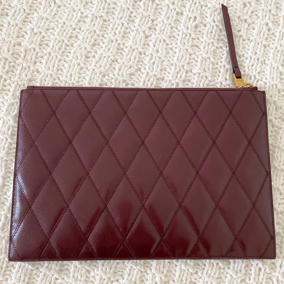 ❌SOLD❌NWT Givenchy Quilted Pouch, Aubergine - Picture 5 of 16